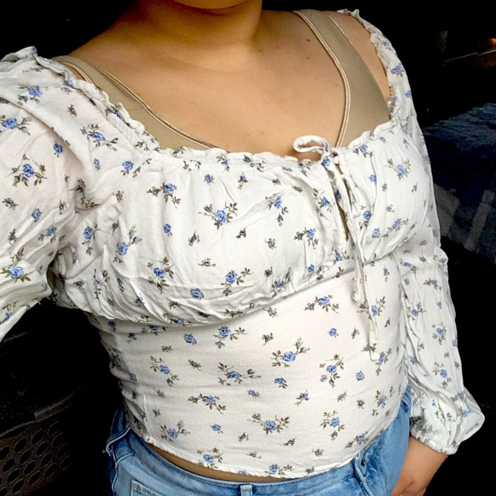 Floral Wild Fable Top